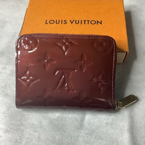 LOUIS VUITTON Zippy Monogram Vernis Patent Leather Zip Around Wallet - Picture 1 of 9
